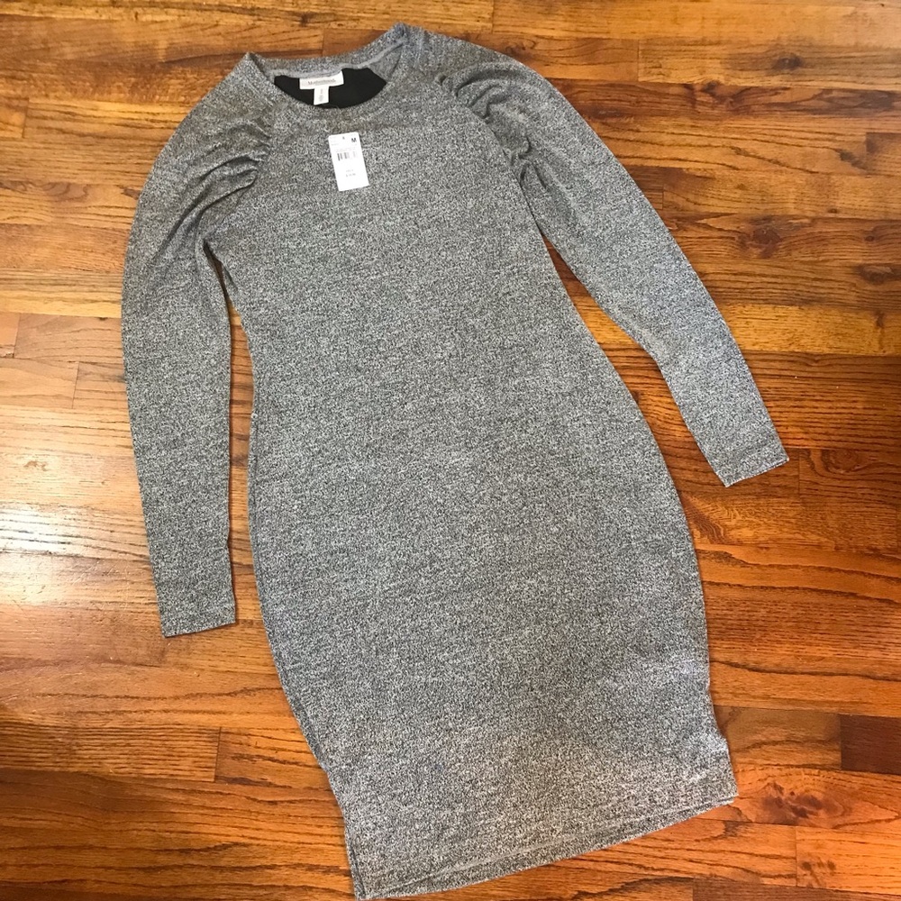 Motherhood LS Maternity Dress NWT
Medium Maternity
Comfy Stretch Material
Rayon - Picture 15 of 16
